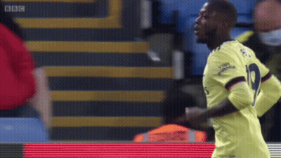 Soccer Player In Yellow Jersey Number 9 Running GIF
