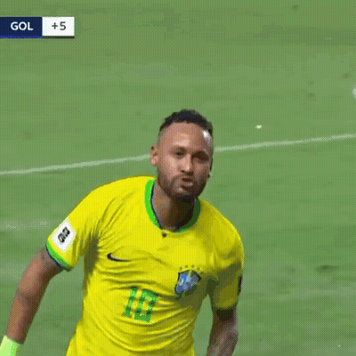 Soccer Player In Yellow Shirt Number 13 GIF