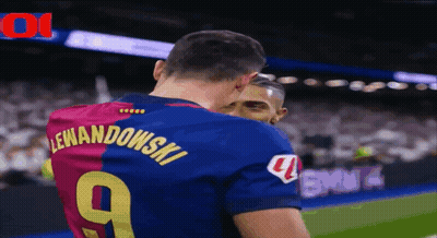 Soccer Player Lewandowski On Back GIF