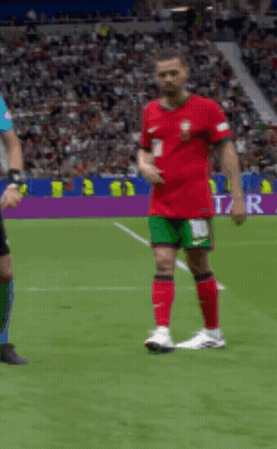 Soccer Player Number 10 On Field GIF