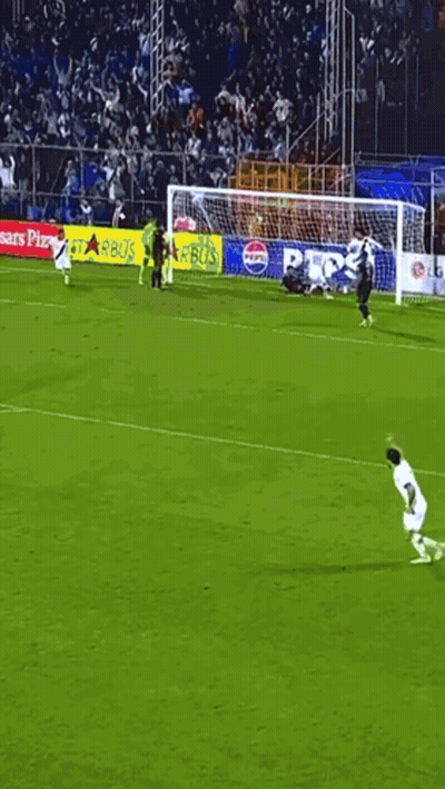 Soccer Player Number 19 Running GIF