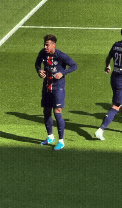 Soccer Player Number 21 GIF