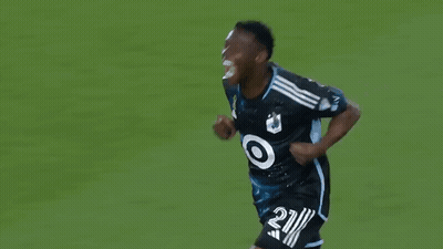 Soccer Player Number 21 Running GIF