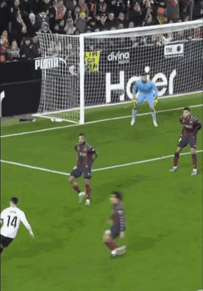Soccer Player Number 22 On Field GIF