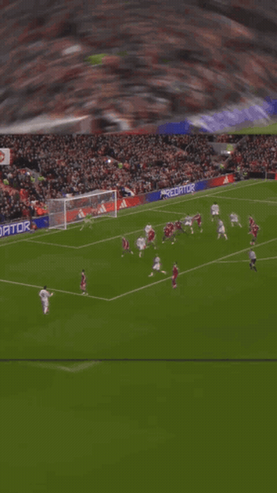 Soccer Player Number 5 Running On Field GIF