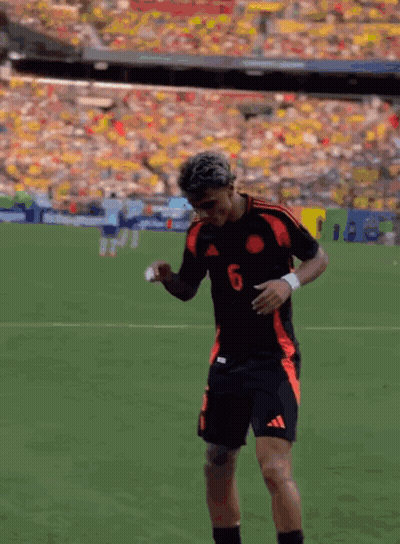 Soccer Player Number 6 Dancing GIF