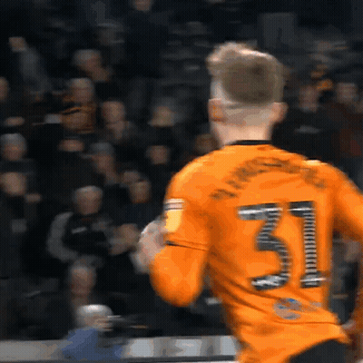 Soccer Player Orange Jersey 31 GIF