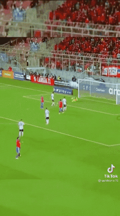 Soccer Player With Number 5 On Jersey GIF