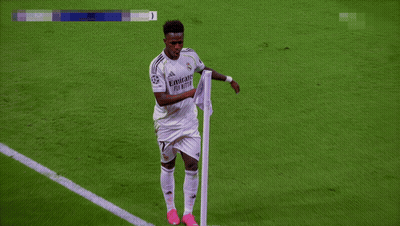 Soccer Player With Number 7 On Jersey GIF