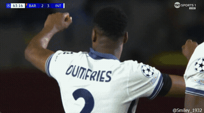 Soccer Player With Oumfries On Back GIF