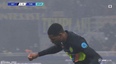 Soccer Player With Tor Jersey GIF