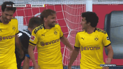Soccer Players Yellow Evonik Shirts GIF
