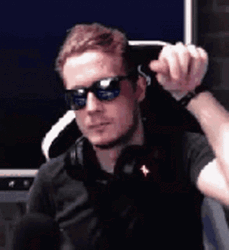 Spreading Salt Streamer GIF