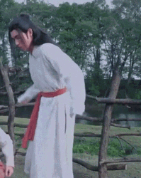 Stomping Chen Feiyu GIF