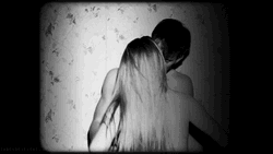 Strapless Besos Apasionados GIF