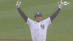 Subway Series Juan Soto Chest Pump GIF