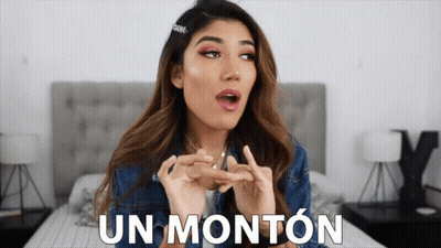 Surprised Woman Un Monton GIF