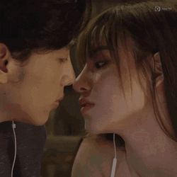 Sweet Love Couple Kiss Vietnamese Drama GIF
