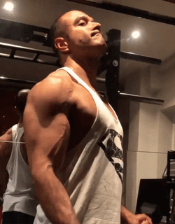 Take It Easy Hammer Curls GIF