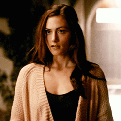 Talking Phoebe Tonkin GIF