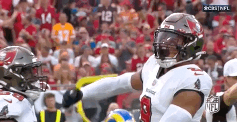 Tampa Bay Buccaneers Joe Tryon Shoyinka Chest Pound GIF