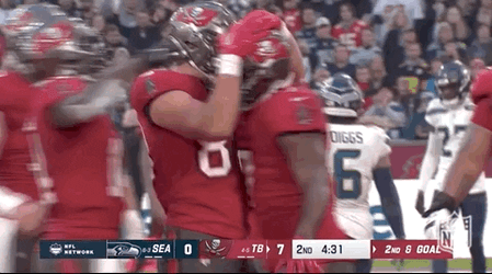 Tampa Bay Buccaneers Praising Leonard Fournette GIF