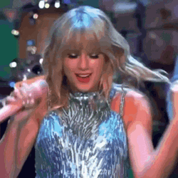 Taylor Swift Dancing And Looking At Side GIF