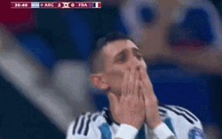 Team Argentina Angel Di Maria Heart Hand GIF