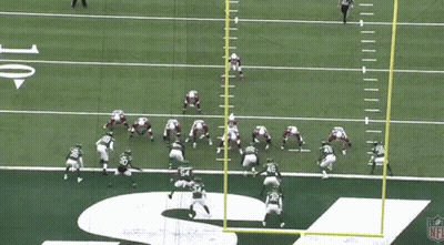 The New York Jets Are Playing A Football Game GIF