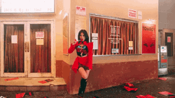 Tomboy Gidle Soyeon Heart Lollipop GIF