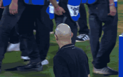 Trophy Saying Junior FC Campeon GIF