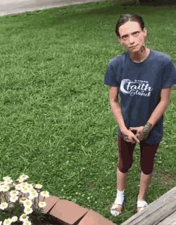 Trvlyrare Stan Twitter GIF