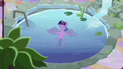 Twilight Sparkle Is Swimming In A Pool Of Water GIF