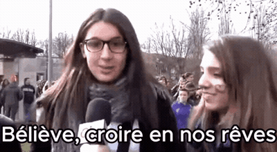 Two Girls Talking Into Microphones Believe Croire En Nos Reves GIF