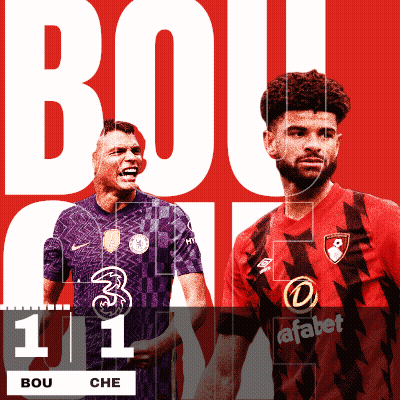 Two Soccer Players In Front Of Bou Che GIF