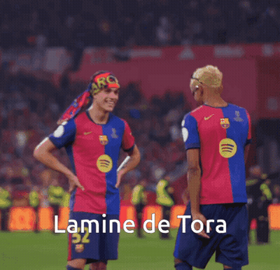 Two Soccer Players Lamina De Tora GIF