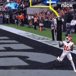 Tyreek Hill Solid Catch GIF