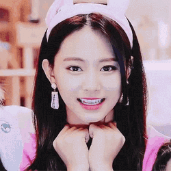 Tyuzu Kpop GIF