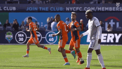 Valentín Castellanos Running GIF