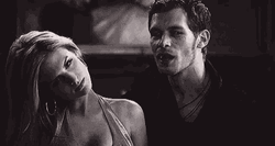 Vampire Niklaus Mikaelson GIF