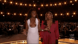 Venus Williams Serena Oscars Award GIF