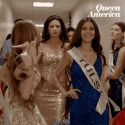 Victoria Justice Queen America GIF