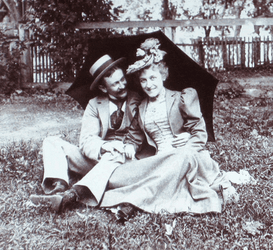 Vintage Funny Marriage GIF