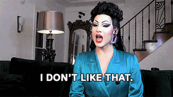 Violet Chachki Nope Dont Like That GIF