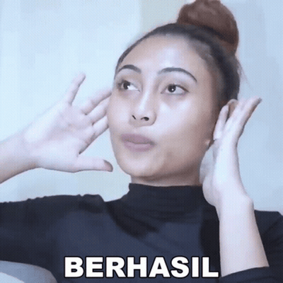 Woman Covering Ears Berhasil GIF
