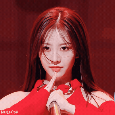 Woman Face Close Up Huluobo GIF