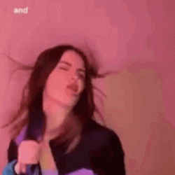 Woman I Really Gotta Poop GIF