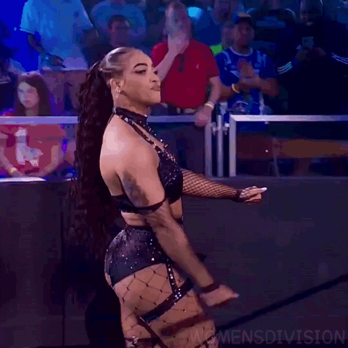 Woman In Black Crowd Womensdivision GIF