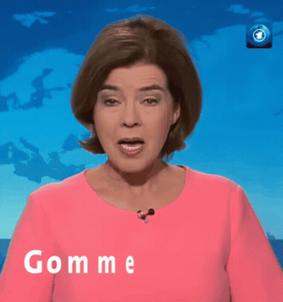 Woman In Pink Shirt Saying Gommemode GIF