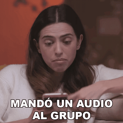 Woman On Phone Mando Un Audio Al Grupo GIF